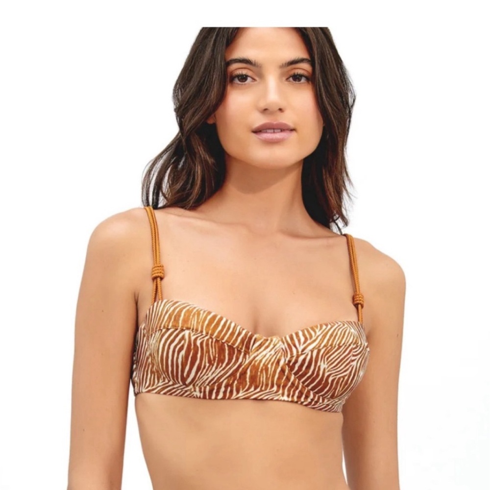 NWT VIX Maza Corsage Bikini Top